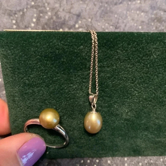 Freshwater  Pearl Pendant & Ring Set 925 SS - Picture 13 of 14